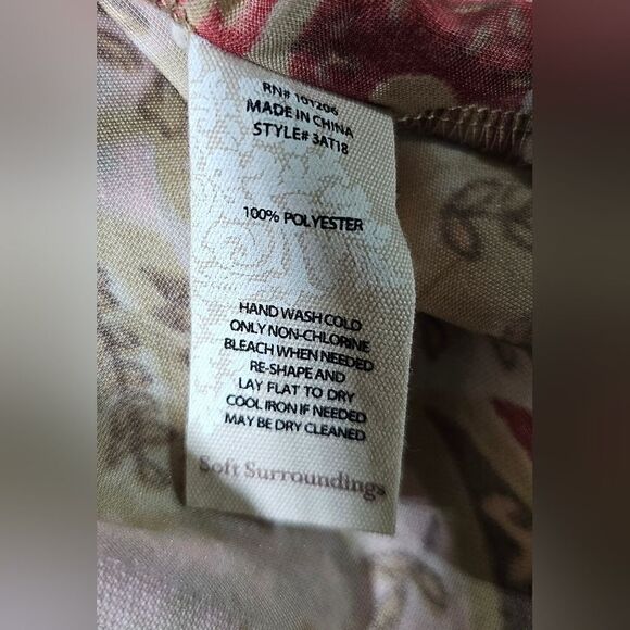 SOFT SURROUNDINGS Velvet Paisley Button Down Shirt - Size Petite Large - Picture 7 of 7